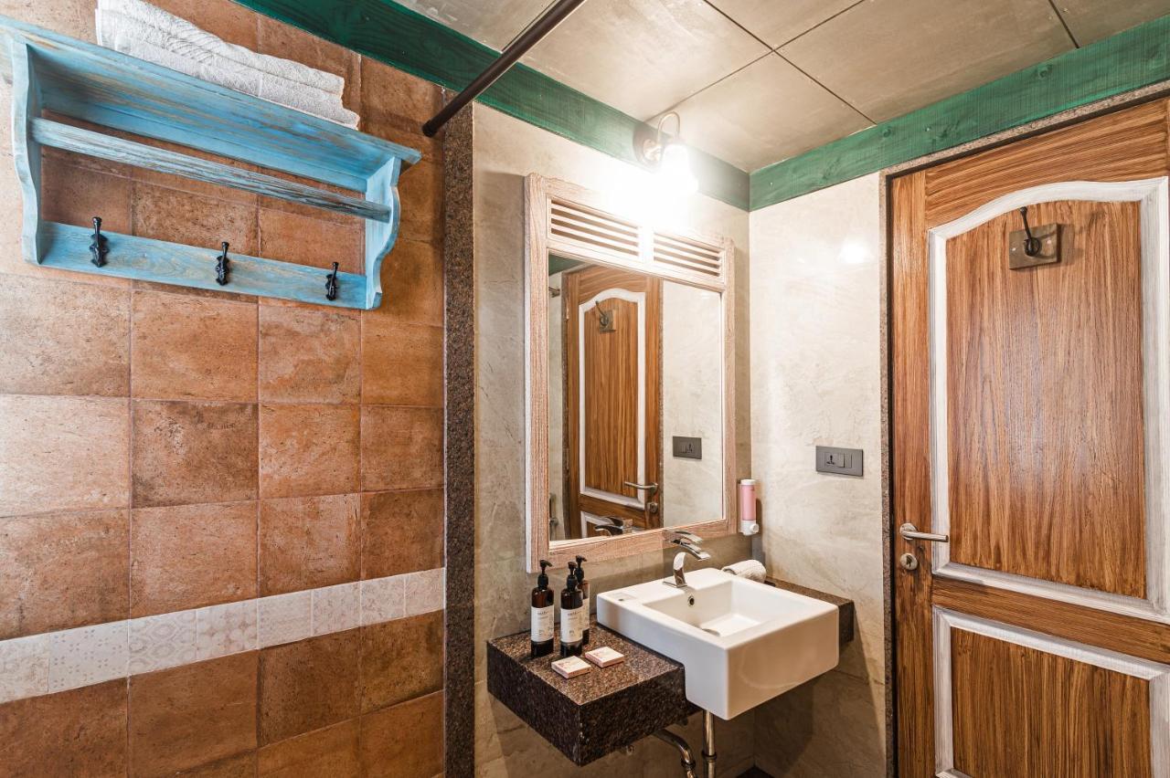 Bougainvilla Apartment Surat Zewnętrze zdjęcie